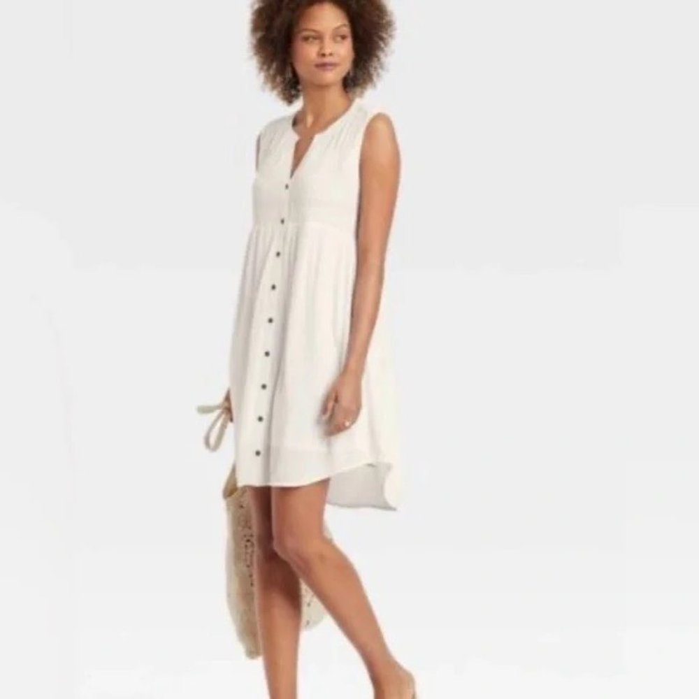 White Knox Rose Button Down Smocked Dress XXL